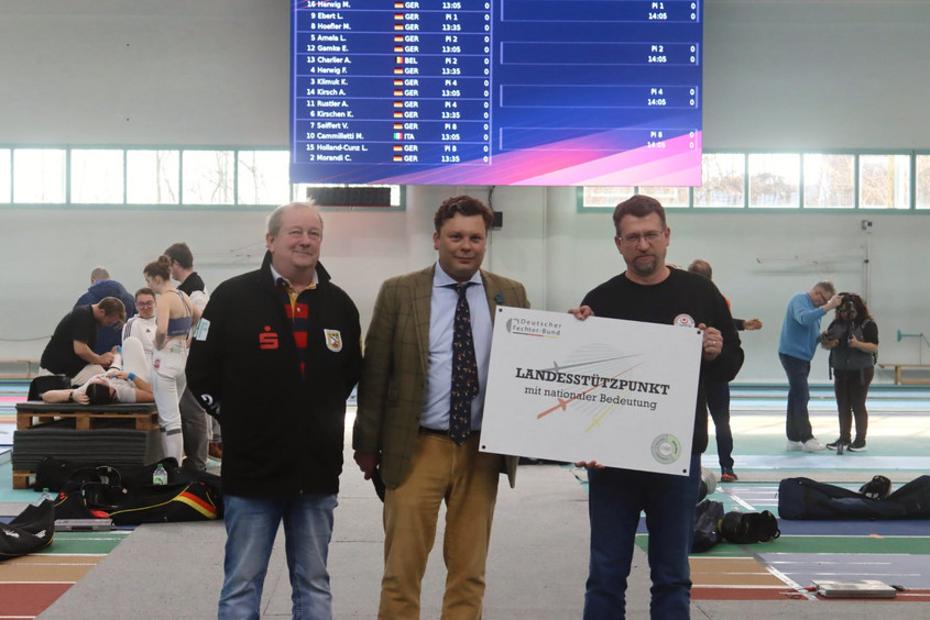 Offizielle Übergabe des Schildes für den „Landesstützpunkt mit nationaler Bedeutung“ in Halle (Saale)